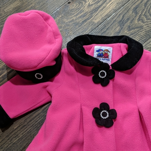 Pete's Partner Coat and Hat Set - Picture 2 of 3